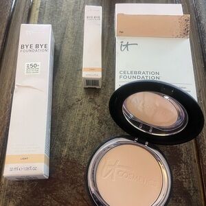 it cosmetics Makeup Set in Light / Fair Beige Tones